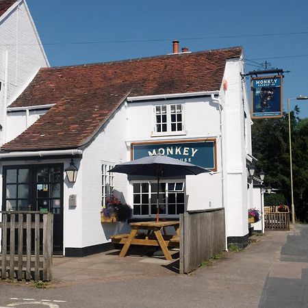 Monkey Brewhouse Hotel Lymington Bagian luar foto