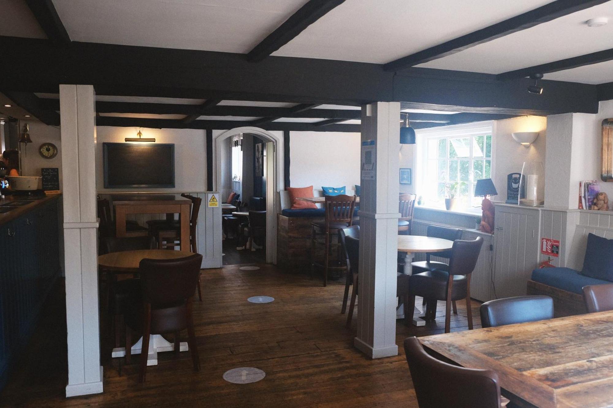 Monkey Brewhouse Hotel Lymington Bagian luar foto