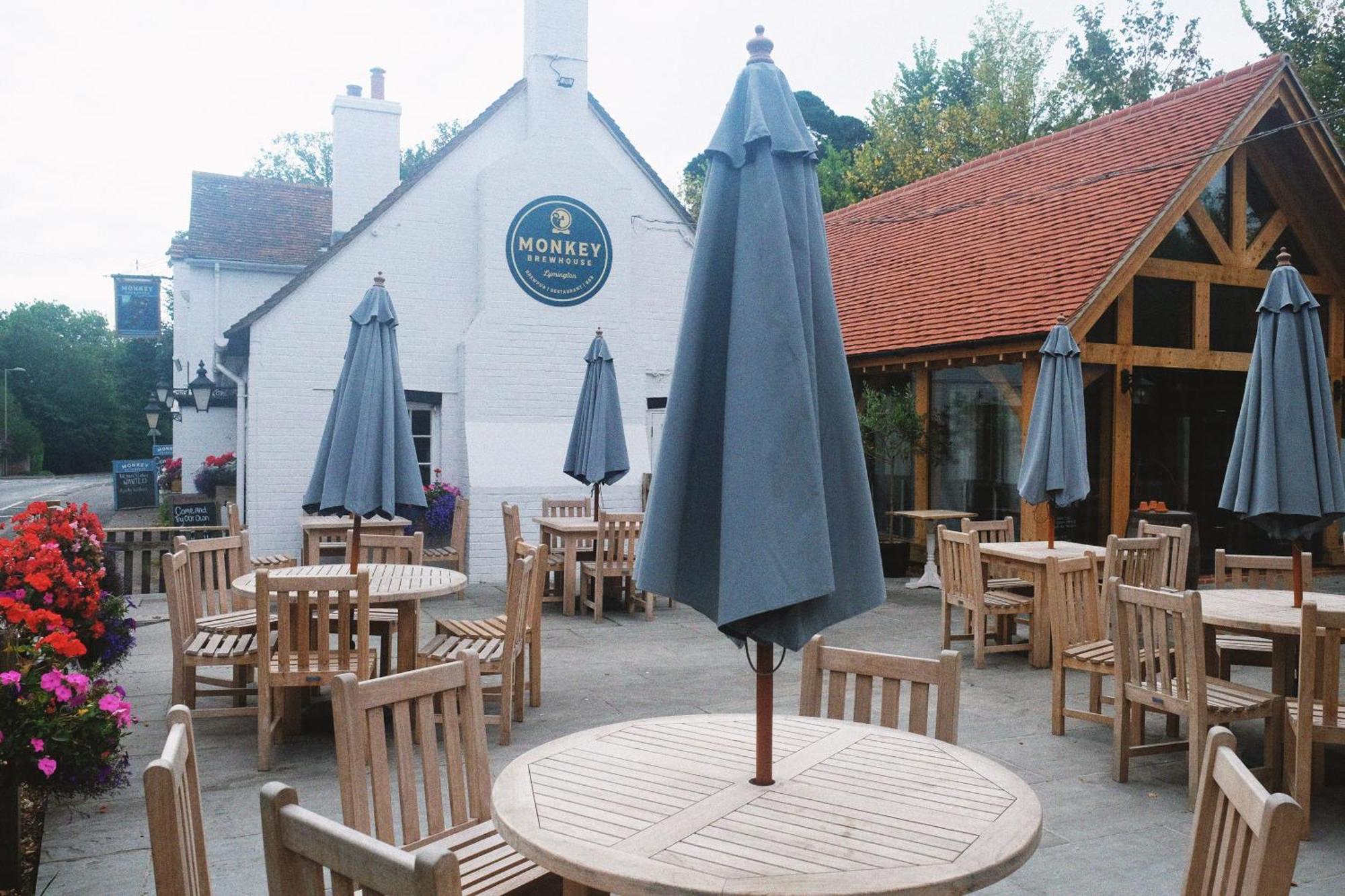 Monkey Brewhouse Hotel Lymington Bagian luar foto