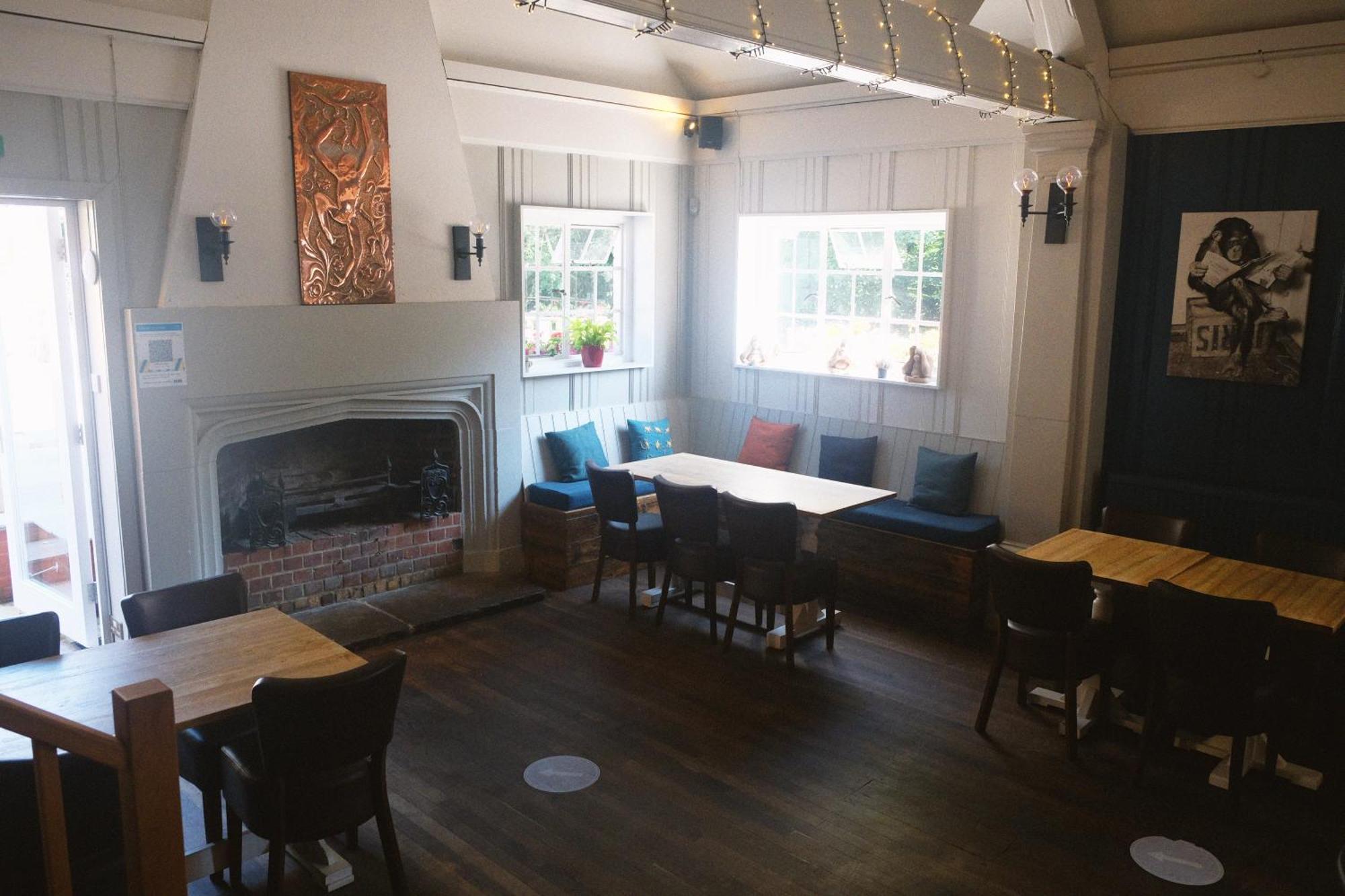 Monkey Brewhouse Hotel Lymington Bagian luar foto